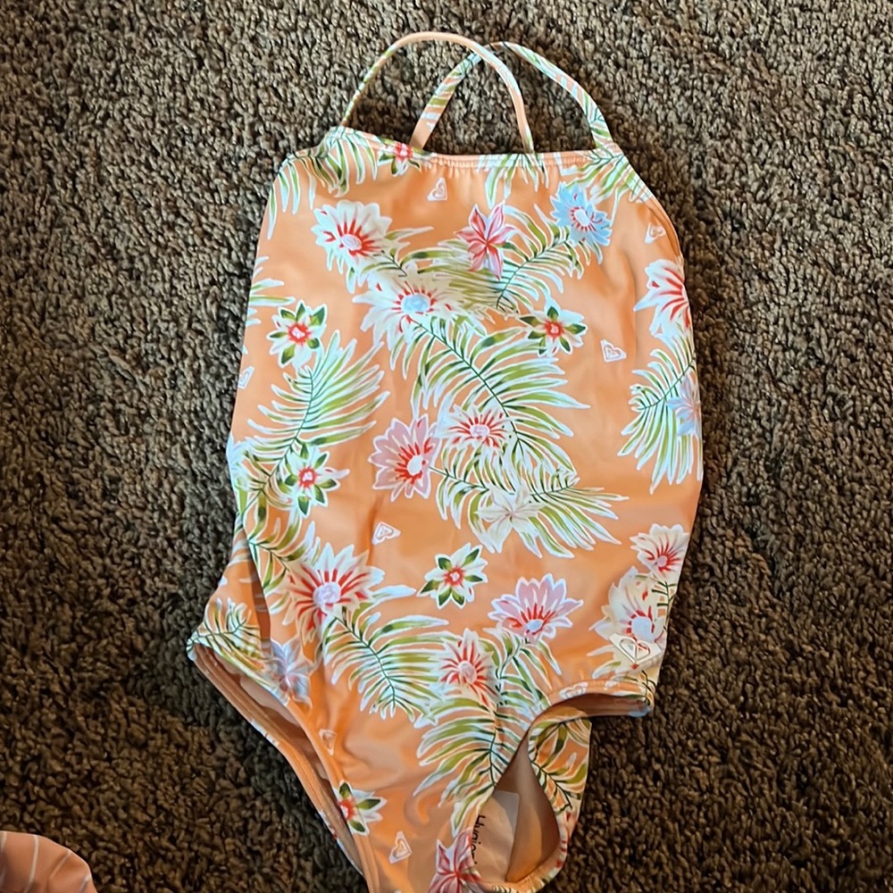 Peach Roxy swim suit girls